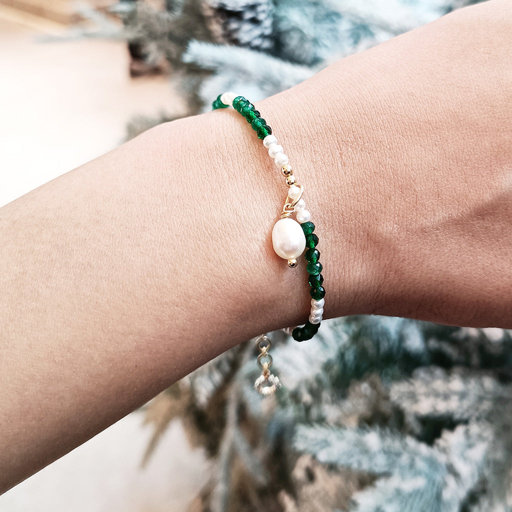 Freshwater Pearl Emerald Bracelet Handmade Ladies Jewelry | HeartfullNet